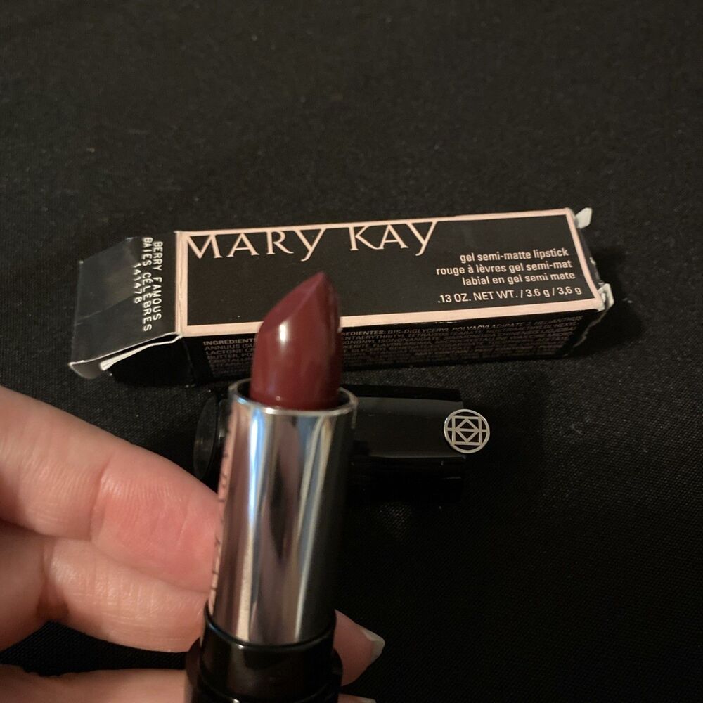Mary Kay Gel Semi Matte Lipstick Berry Famous